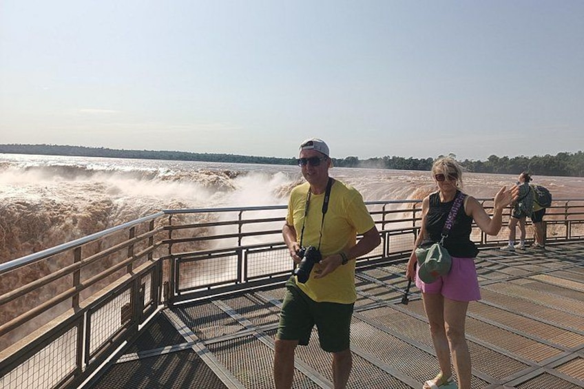 Special Tour - BRA and ARG Iguazu Falls in 1 day + boat option 4