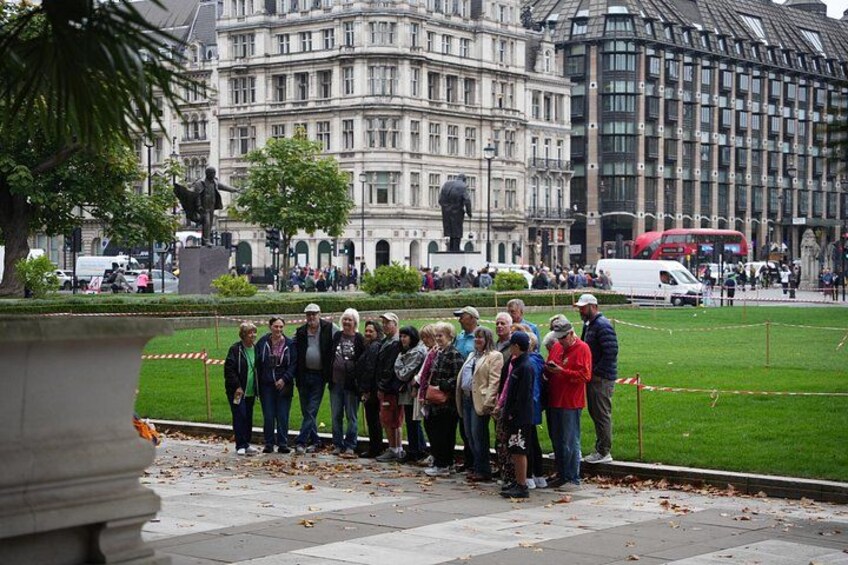 Westminster Abbey, Big Ben, Buckingham Guided Tour of London 4