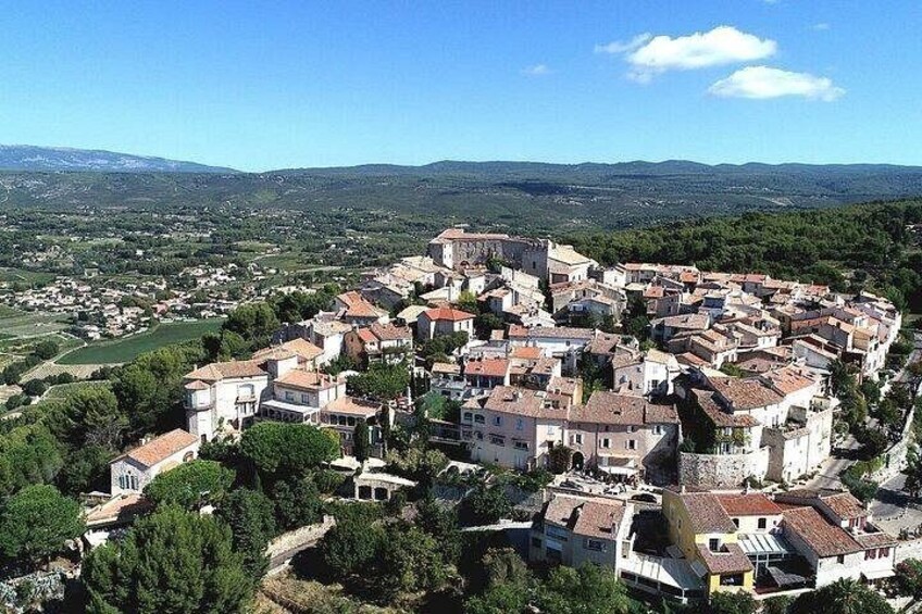 2 Best Villages of Var Region and Wine Tasting from Sanary port 1