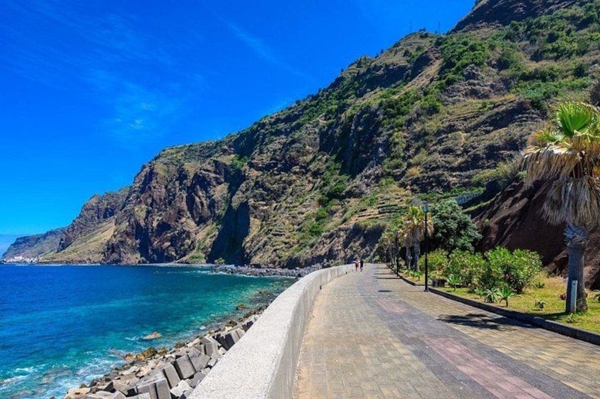 Madeira: Late Southwest Tour with Beach Time 2