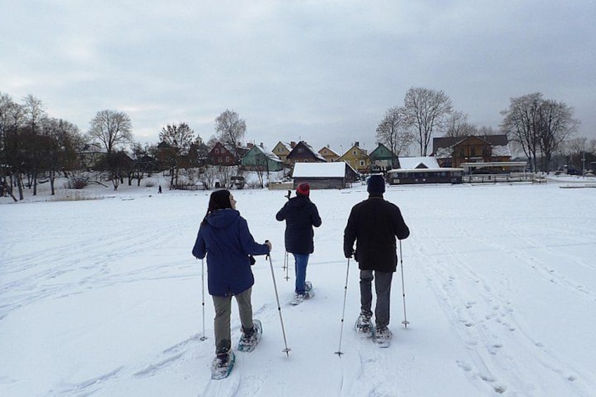 Snowshoeing in Trakai 2