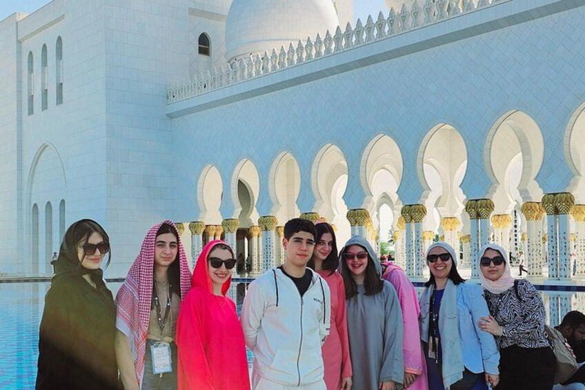 Abu Dhabi Premium Full-Day Sightseeing Tour From Dubai 2