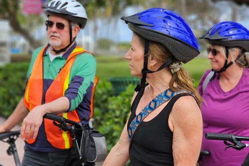 Our entertaining guides bring Miami Beach to life with stories, laughs, and local insight. Join our South Beach Bike Tours for the most fun-filled Bike Tour in Miami! 4
