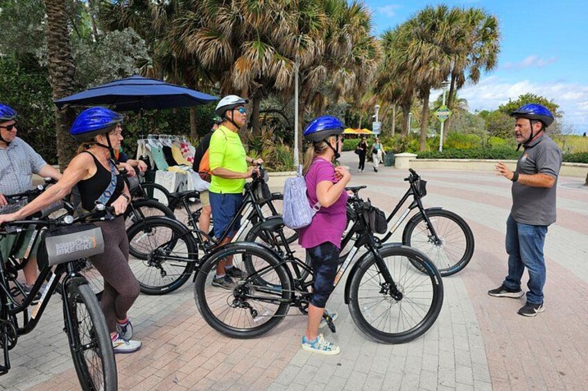 Learn from passionate locals who make every stop exciting. Our South Beach Bike Tours are led by guides who love Miami and it shows on every Miami Bike Tour. 2