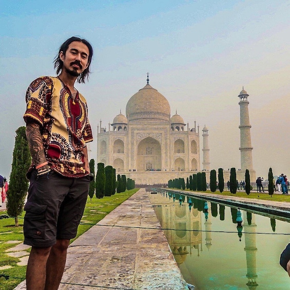 Private Overnight Taj Mahal Tour from Jaipur with Abhaneri & Fatehpur Sikri 3