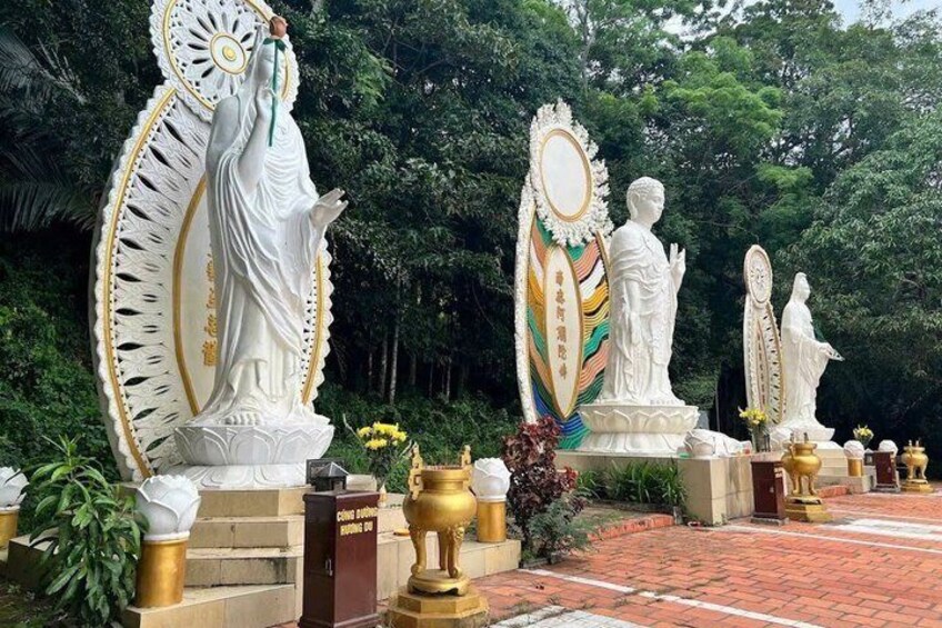 Phan Thiet Highlights: Ta Cu Mountain, Lying Buddha & Cham Tower 4