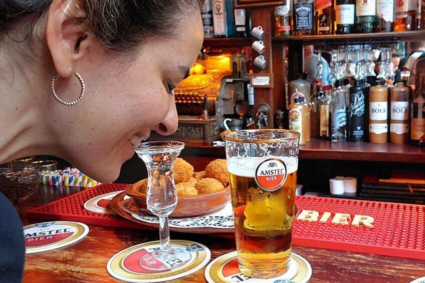 Amsterdam: Private Guided Walking Tour (French or English) 4