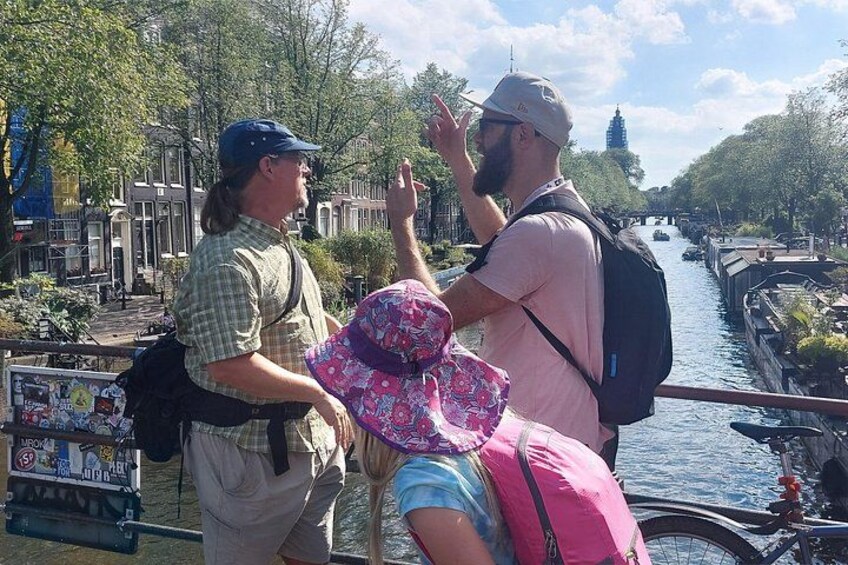Amsterdam: Private Guided Walking Tour (French or English) 2