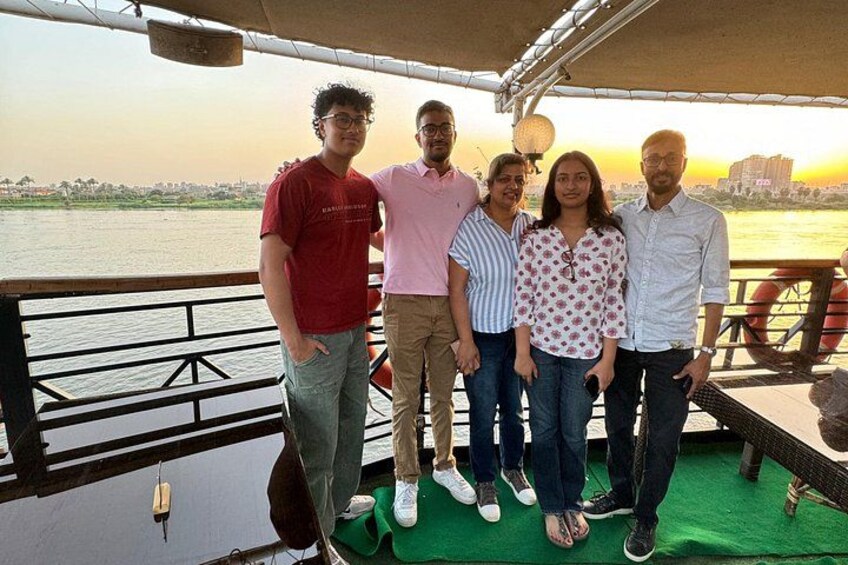 Cairo Dinner Cruise in Nile River with Belly Dancing Show 4