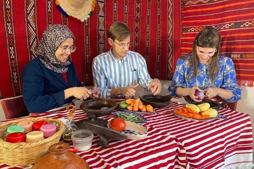 Moroccan Cooking Class with a Local Family & Market Visit 4