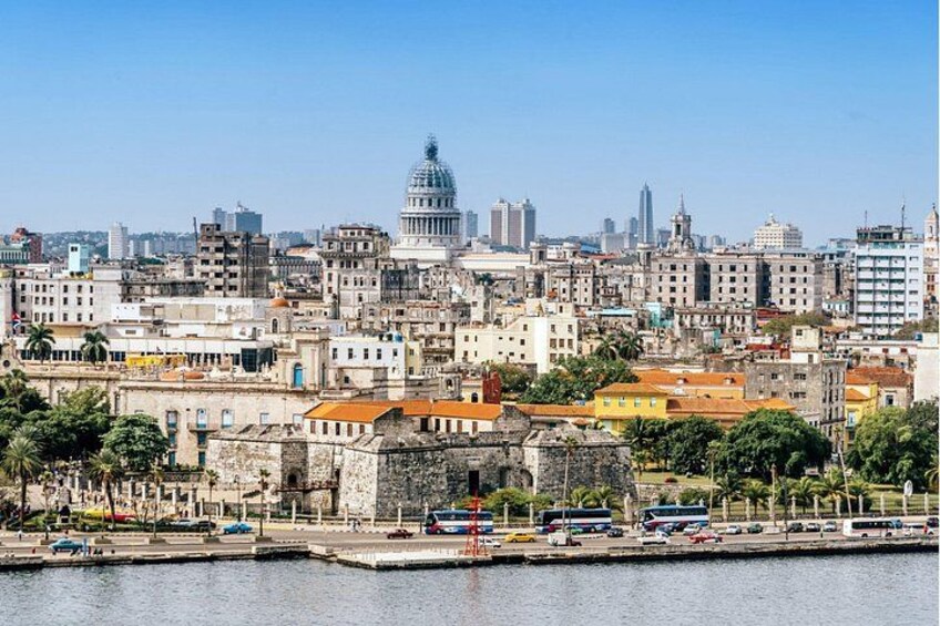 Private Custom Tour with a Local Guide Havana 1