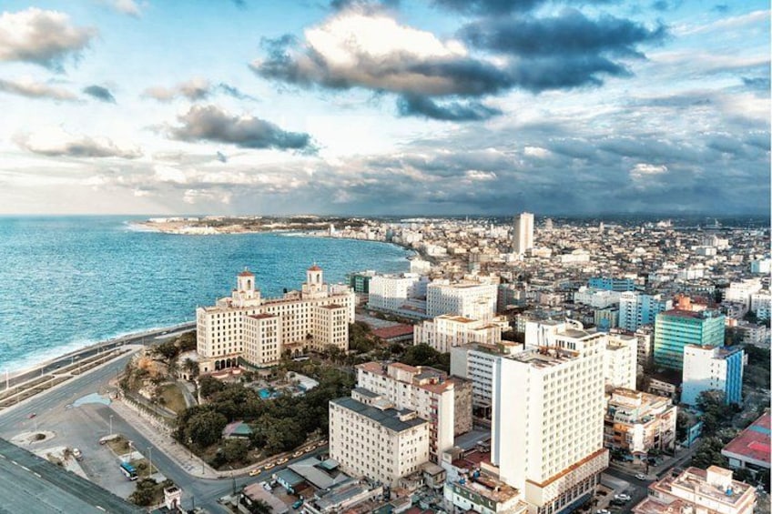 Private Custom Tour with a Local Guide Havana 5