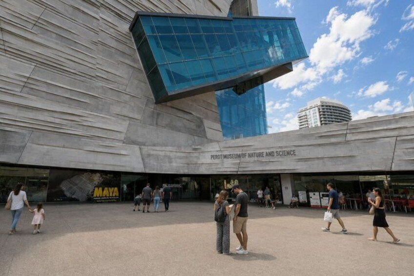 Dallas Scavenger Hunt and Highlights Self Guided Walking Tour 5