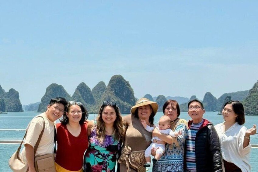 Taliya Luxury Cruise: Premium Day Tour to Ha Long & Lan Ha Bay 3