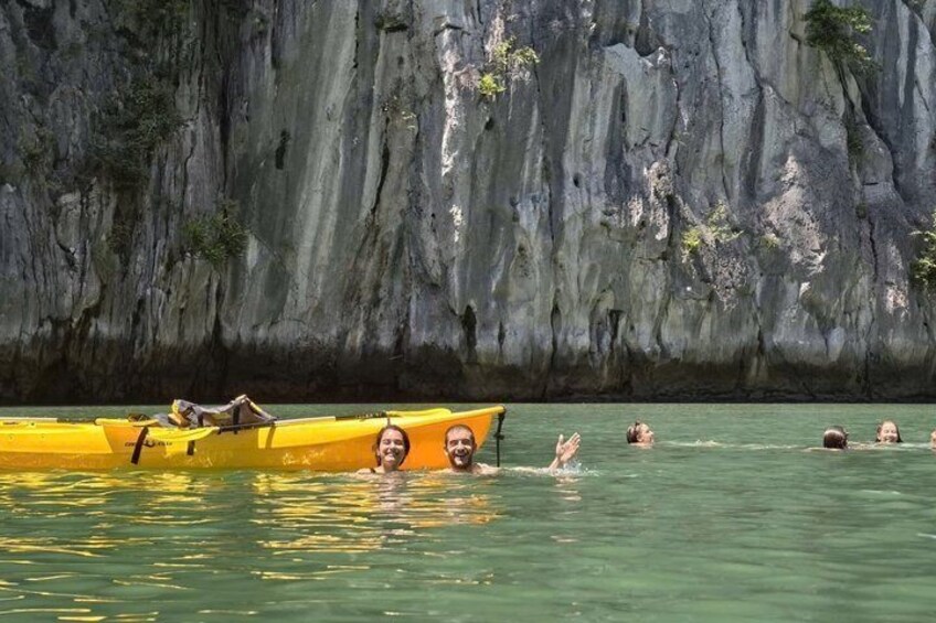 Taliya Luxury Cruise: Premium Day Tour to Ha Long & Lan Ha Bay 4