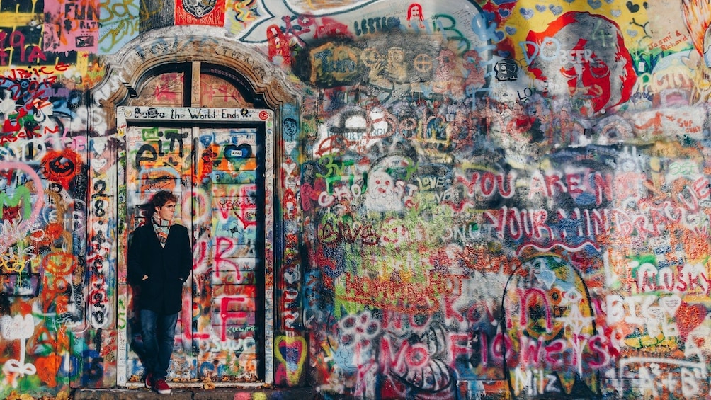 Prague: Illusion Art Museum Ticket & In-App City Walking Tour 5