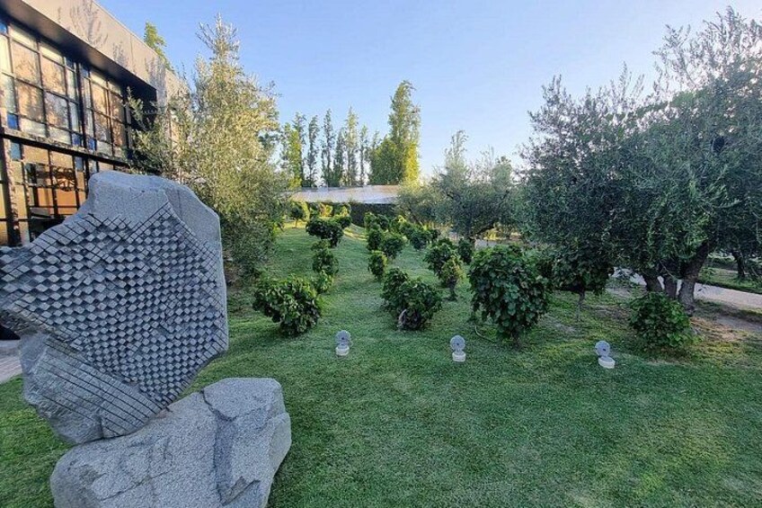 Casa Vigil (the enemy) + Dinner + Guided tour 5