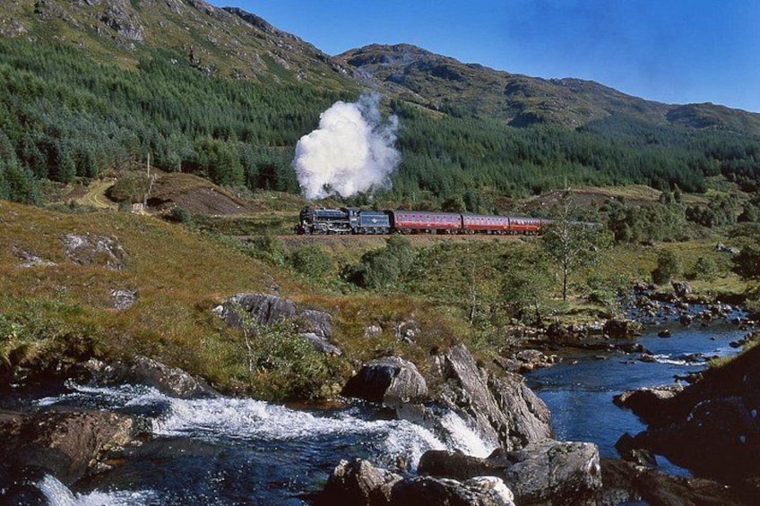 Glenfinnan Viaduct, Glencoe and Loch Shiel Tour from Glasgow 2