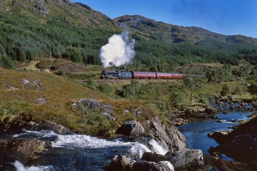 Glenfinnan Viaduct, Glencoe and Loch Shiel Tour from Glasgow 2