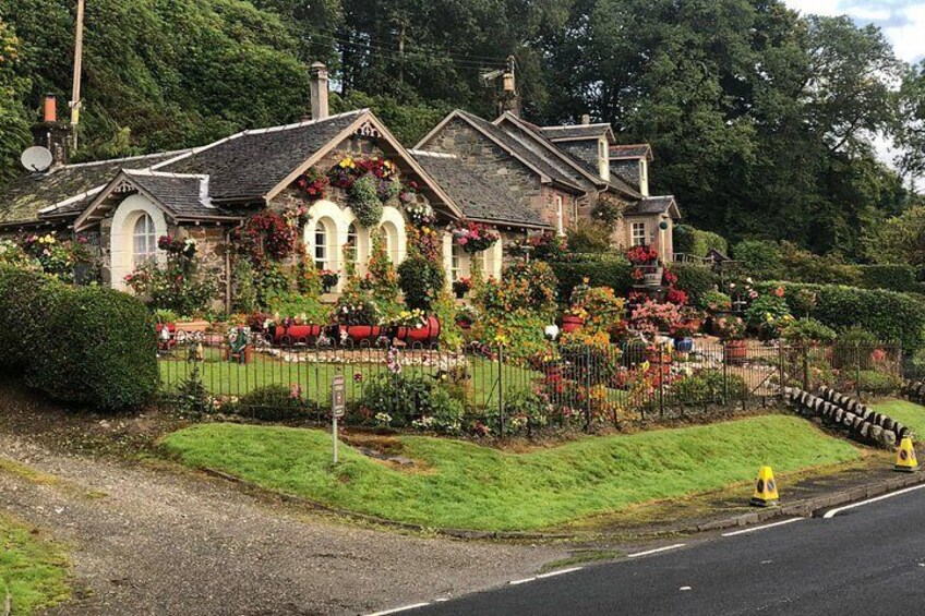 Highland Lochs, Glens and Castles Small Group Tour from Edinburgh 1