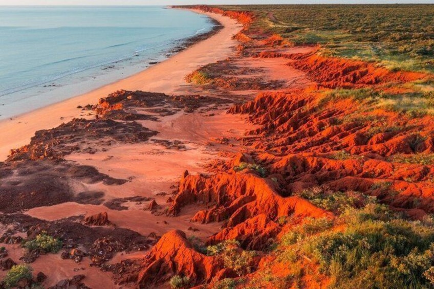 Broome & James Price Point: 60-Minute Helicopter Experience 2