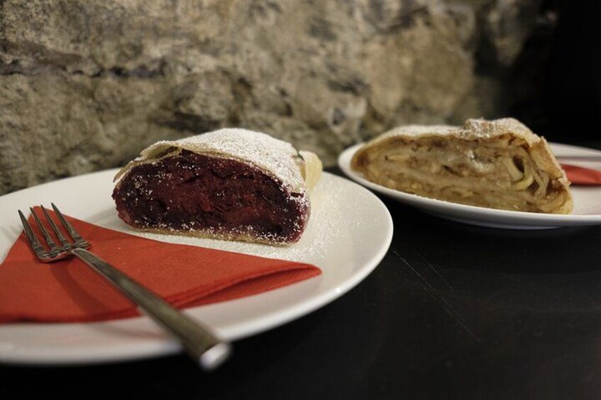 Innsbruck: A Walking Food Tour with Full Meal by Do Eat Better 2