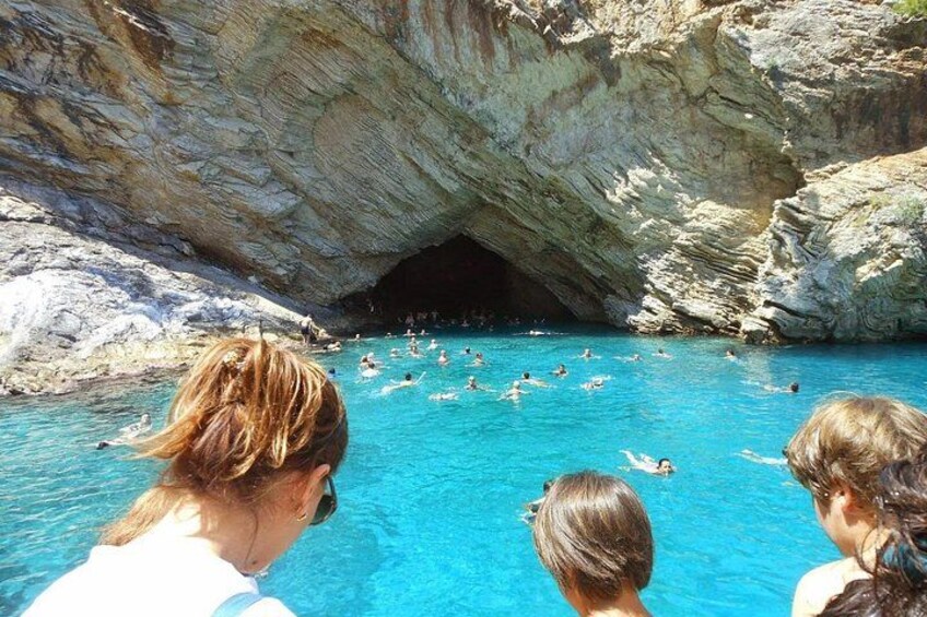 Butterfly Valley Boat Trip & 6 Bays Cruise from Fethiye, Ölüdeniz 1