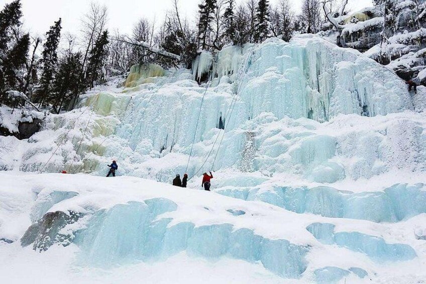 THE FROZEN WATERFALLS of Korouoma 1