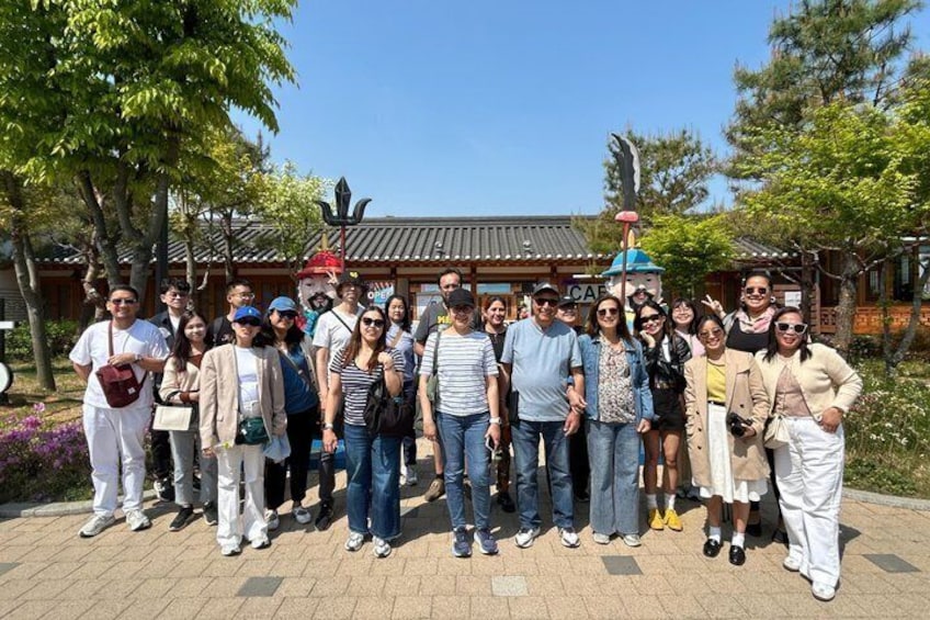 Suwon Hwaseong+Gwangmyeong Cave+Starfield Library from Seoul 3