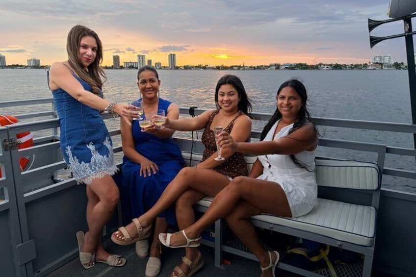 Sunset & Champagne Boat Cruise. 1