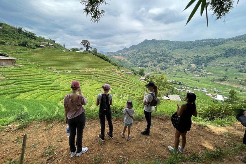 Sapa Trekking & Cooking with H’Mong Locals –Local Culture 3