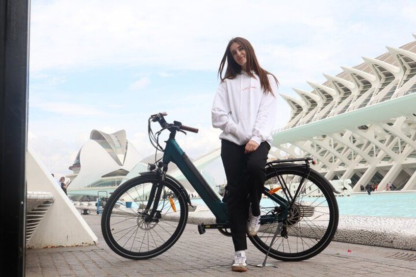 Valencia: Old Town to City of Arts E-Bike Tour 2