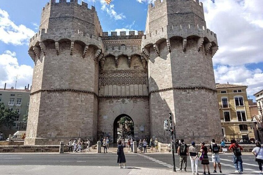 Valencia: Old Town to City of Arts E-Bike Tour 5