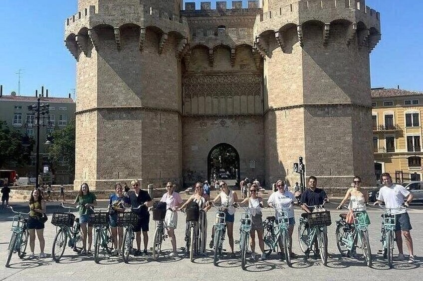Valencia: Old Town to City of Arts E-Bike Tour 2