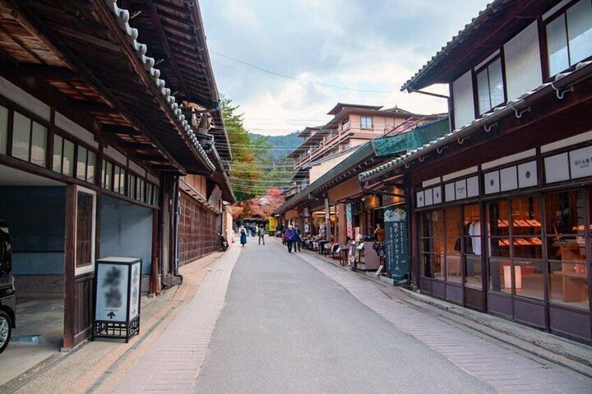 Full Day Hiroshima and Miyajima Tour 3