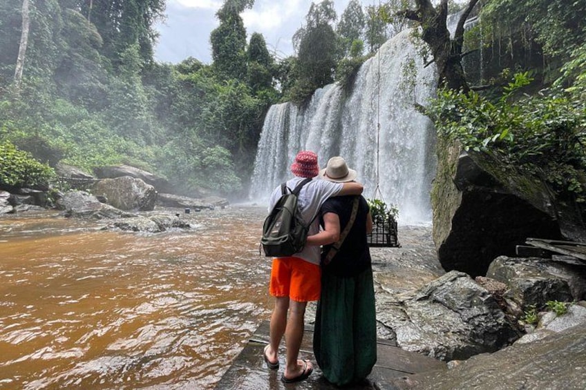 Siem Reap: Kulen Waterfall, Banteay Srei, and Beng Mealea Tour 1