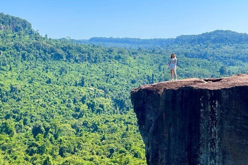 Siem Reap: Kulen Waterfall, Banteay Srei, and Beng Mealea Tour 3