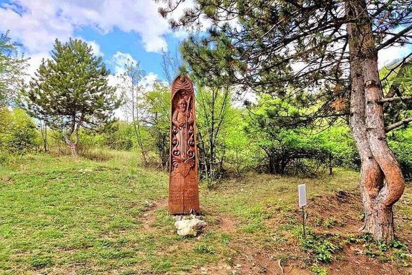 Walk to recent and aged spiritual sanctuaries near Budapest 5