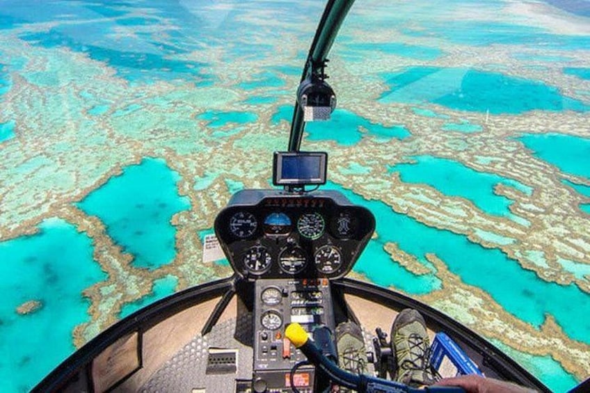 30 minute Reef Scenic Flight 1