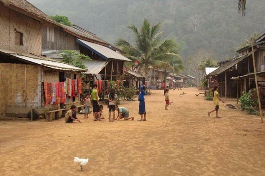 1 Day Nong khiaw to Weaving Village Mung Ngoi and Kayaking 1