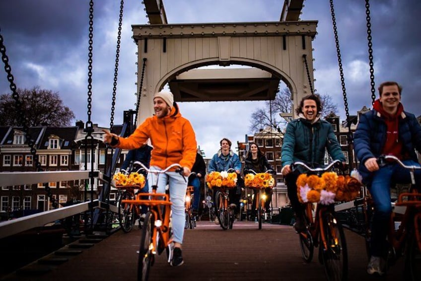 Amsterdam City Top Highlights Guided Bike Tour 4