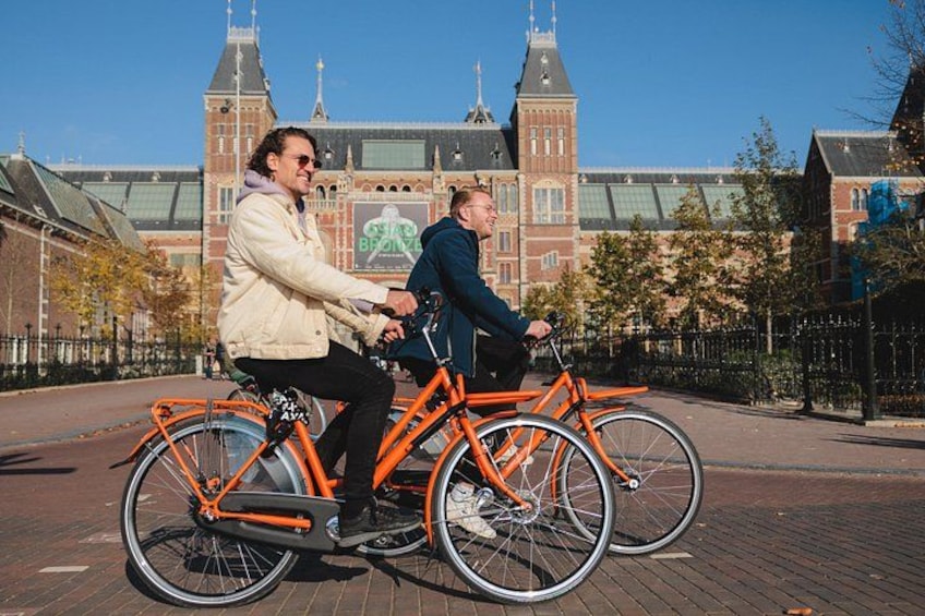 Amsterdam City Top Highlights Guided Bike Tour 4