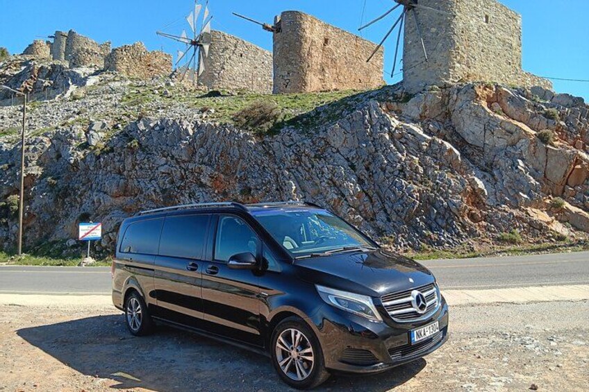 Day Tour from Heraklion to Rethymno Lake Kournas and Chania 2