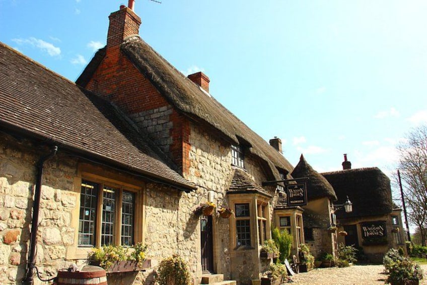 Private Cotswolds Day Tour: Small-Group Luxury in a Mercedes 5
