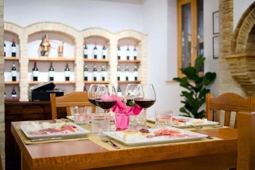 Wine & Local Flavors Tour with Tasting at Cantina D’Erasmo 4