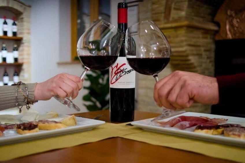 Wine & Local Flavors Tour with Tasting at Cantina D’Erasmo 5
