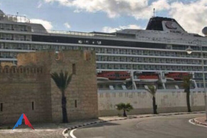Sea Port Village of LA GOULETTE 2