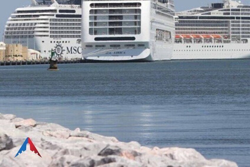 Cruise ship Port of LA GOULETTE 3