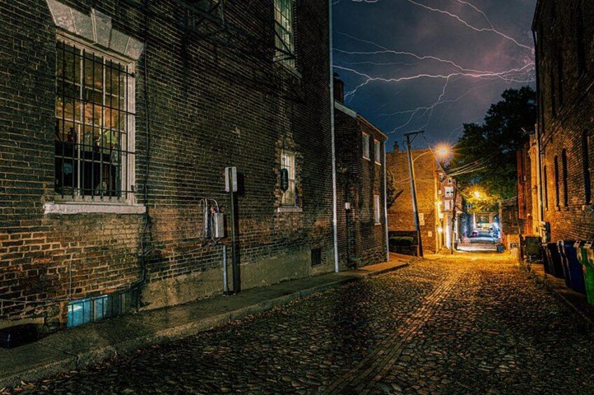 Hear Haunted Histories on Our Alexandria Ghost Tour. 5