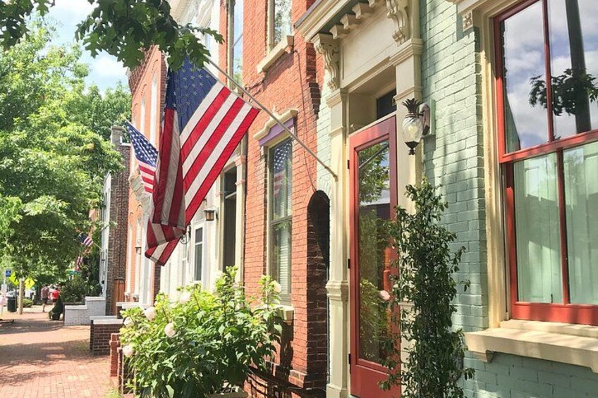 Colonial-inspired architecture 4